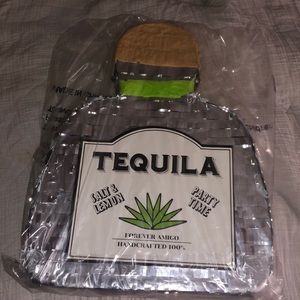 TEQUILA PIÑATA